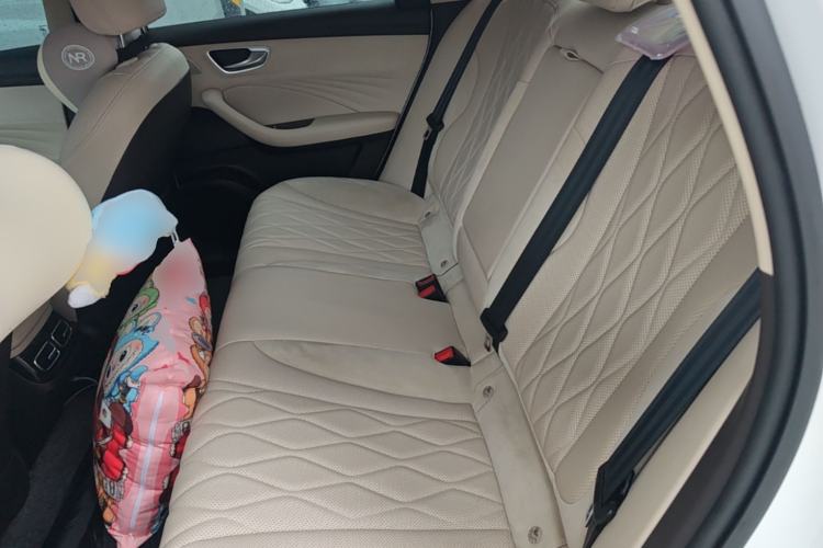 Used Roewe D7 2023 DMH 125km Excellence Edition Left Rear Seat