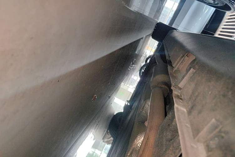 Used Roewe D7 2023 DMH 125km Superior Edition Left Side Sill