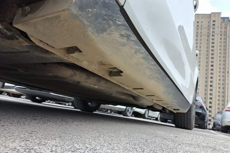Used Roewe D7 2023 DMH 125km Superior Edition Left Side Sill