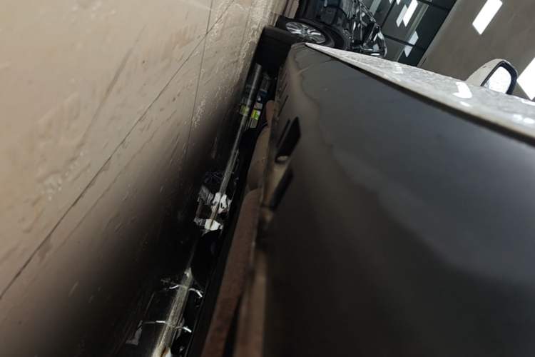 Used Roewe D7 2023 DMH 125km Excellence Edition Left Side Sill