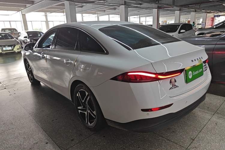 Used Roewe D7 2023 DMH 125km Excellence Edition Rear Left 45 Deg