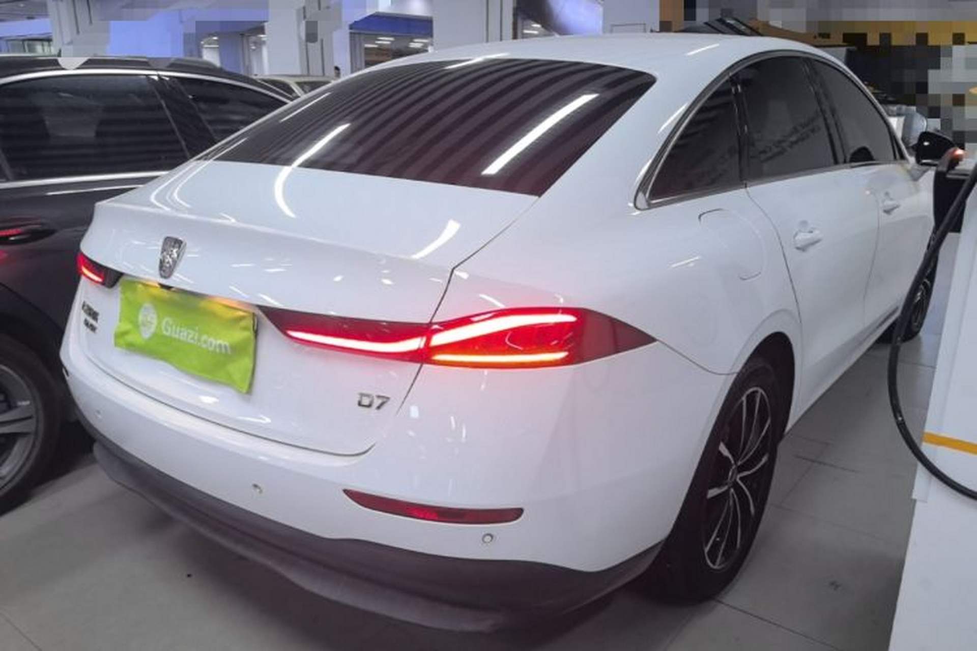 Used Roewe D7 2023 DMH 125km Superior Edition Rear Right 45 Deg