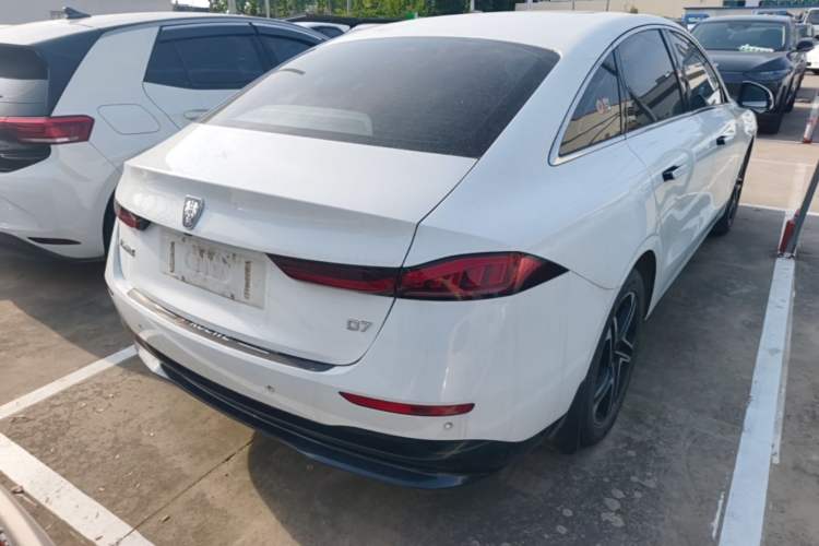 Used Roewe D7 2023 EV 510km Rear-Drive Flagship Edition Rear Right 45 Deg