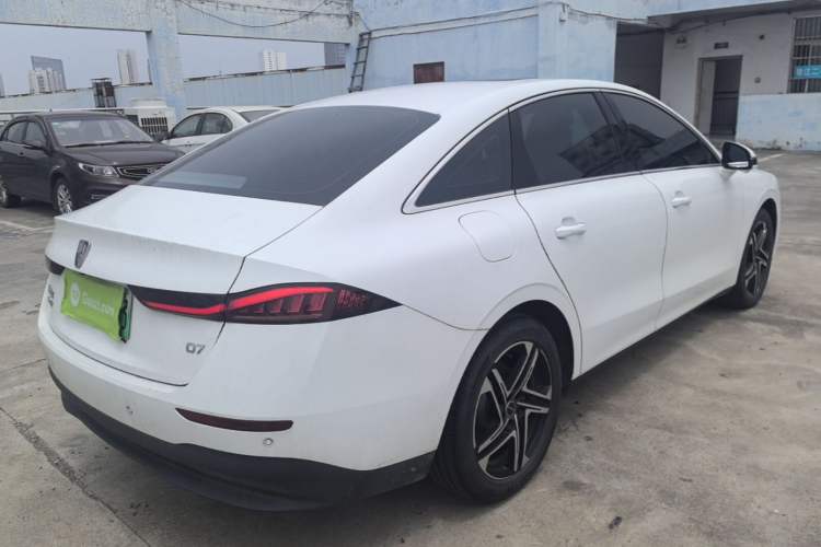 Used Roewe D7 2023 DMH 125km Excellence Edition Rear Right 45 Deg