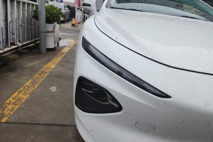 Used Roewe D7 2023 EV 510km Rear-Drive Flagship Edition Right Front Headlight