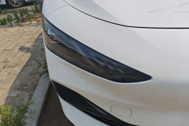 Used Roewe D7 2023 DMH 125km Superior Edition Right Front Headlight
