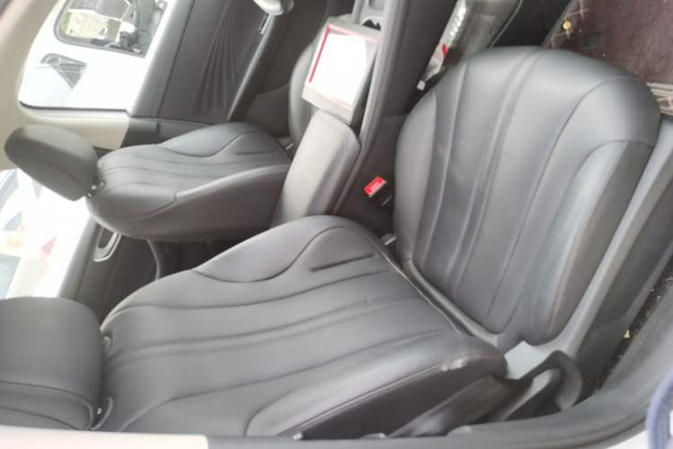 Used Roewe D7 2023 DMH 125km Superior Edition Right Front Seat