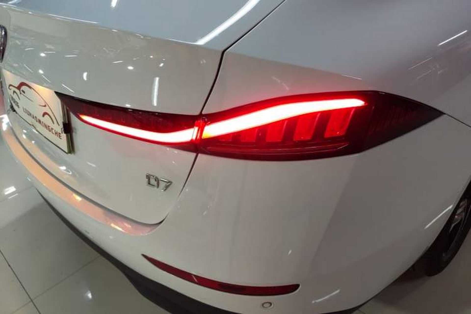 Used Roewe D7 2023 DMH 125km Excellence Edition Right Rear Taillight