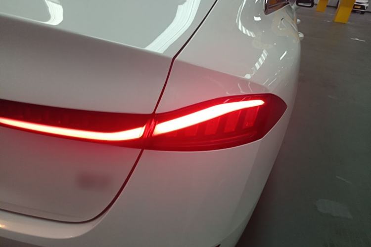 Used Roewe D7 2023 DMH 125km Superior Edition Right Rear Taillight