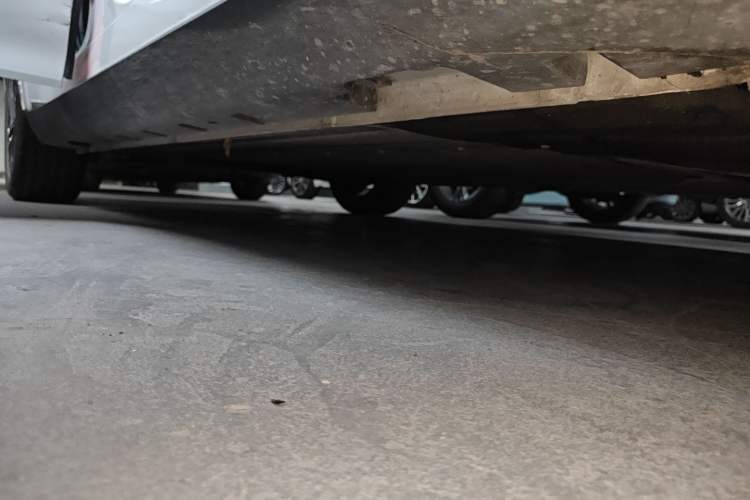 Used Roewe D7 2023 DMH 125km Superior Edition Right Side Sill
