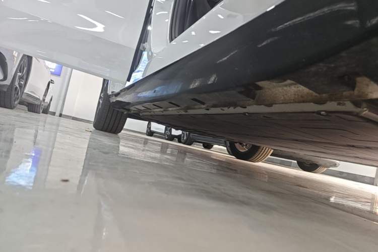 Used Roewe D7 2023 EV 510km Rear-Drive Excellence Edition Right Side Sill