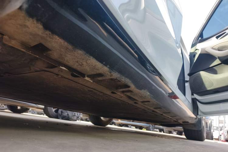 Used Roewe D7 2023 EV 510km Rear-Drive Flagship Edition Right Side Sill