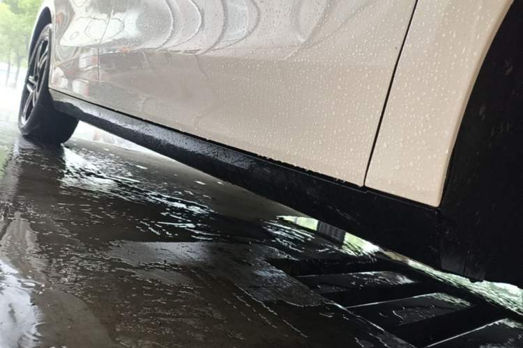 Used Roewe D7 2023 EV 510km Rear-Drive Flagship Edition Right Side Sill
