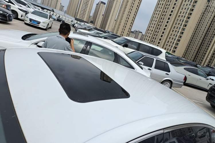 Used Roewe D7 2023 DMH 125km Superior Edition Roof
