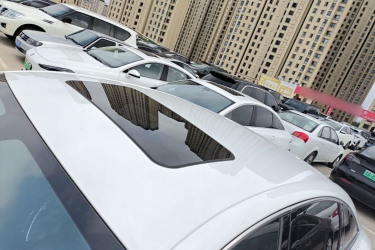 Used Roewe D7 2023 DMH 125km Superior Edition Roof