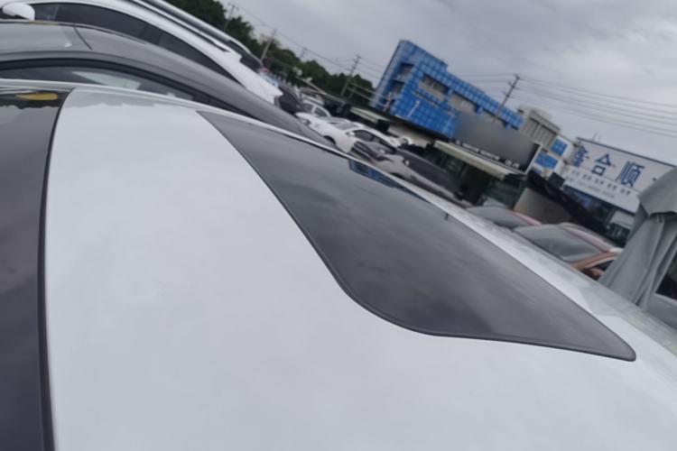 Used Roewe D7 2023 DMH 125km Superior Edition Roof