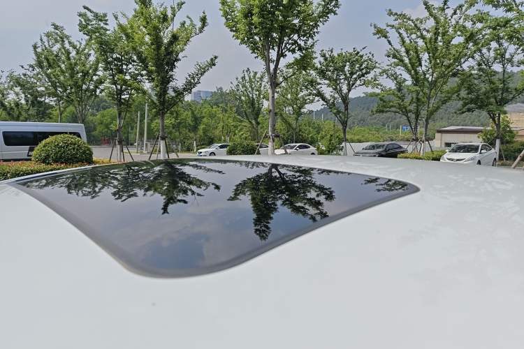 Used Roewe D7 2023 DMH 125km Superior Edition Roof