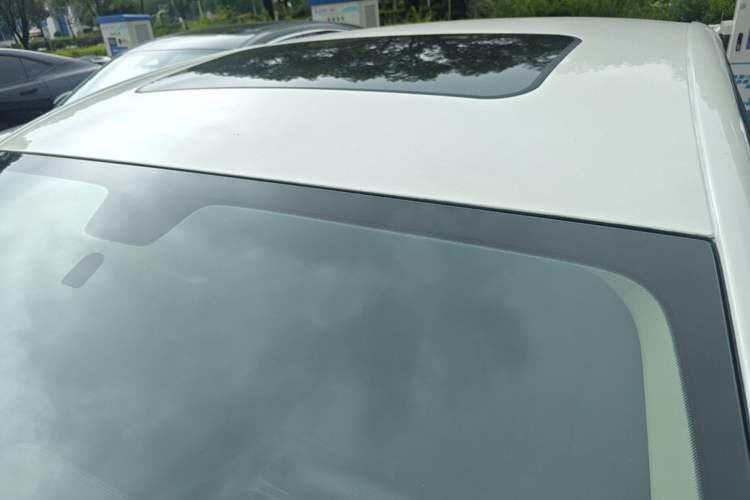 Used Roewe D7 2023 DMH 125km Superior Edition Roof