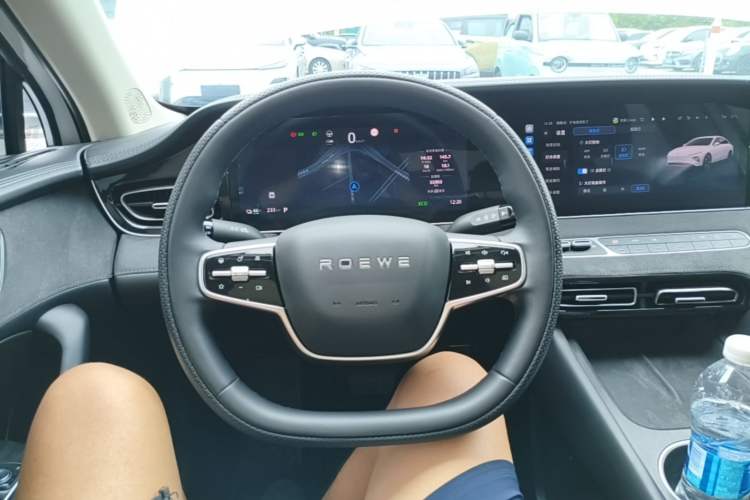 Used Roewe D7 2023 EV 610 km Range Rear-Drive Flagship Model Steering Wheel