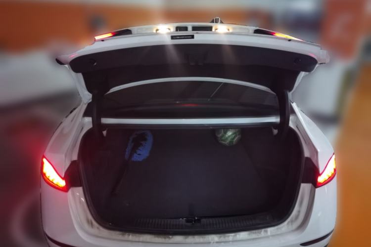 Used Roewe D7 2023 EV 510km Rear-Drive Excellence Edition Trunk