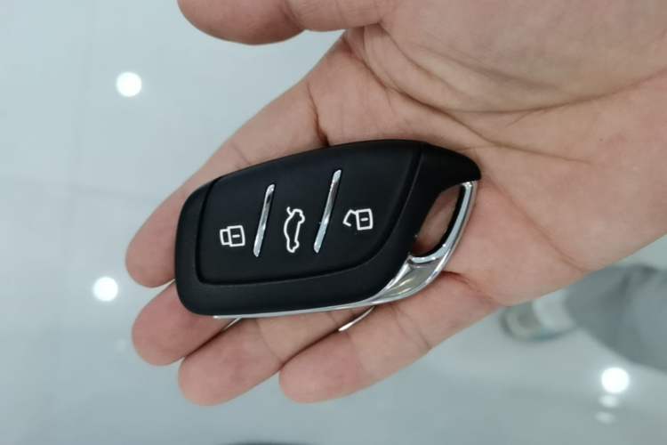 Used Roewe D7 2023 DMH 125km Superior Edition Vehicle Key