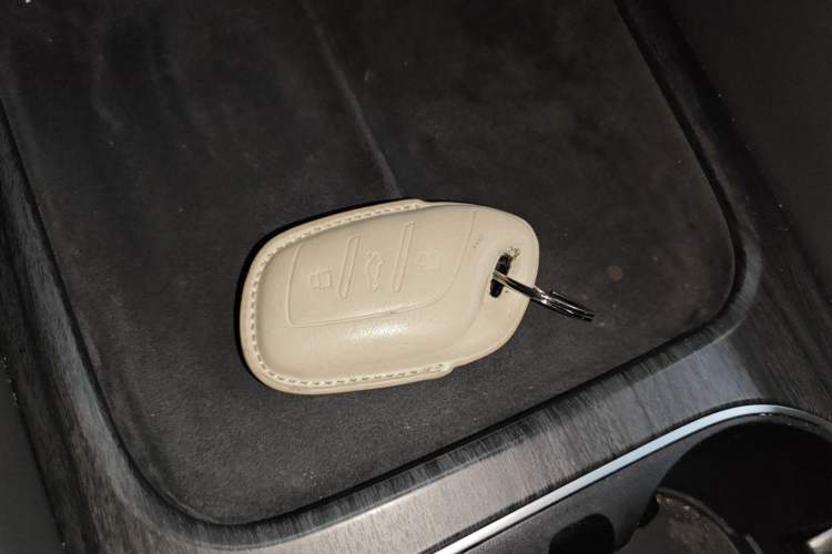 Used Roewe D7 2023 DMH 125km Superior Edition Vehicle Key