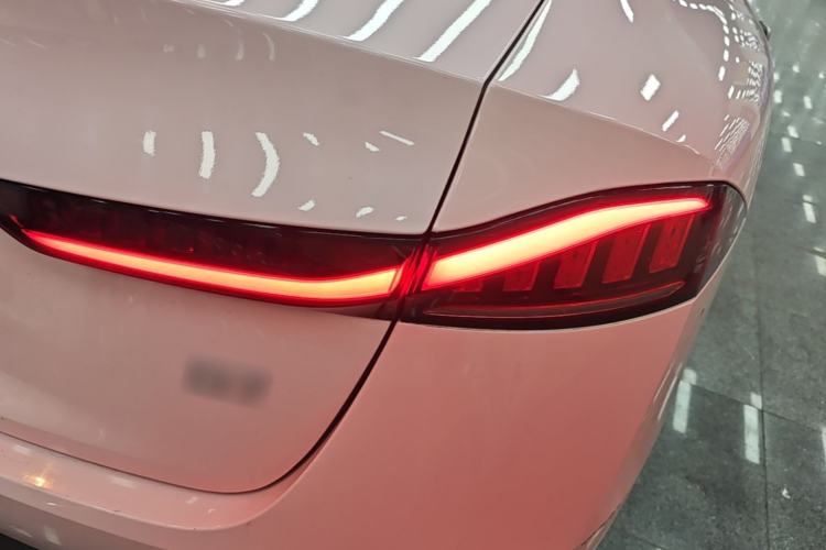 Used Roewe D7 2024 EV 510km Travel Edition Right Rear Taillight