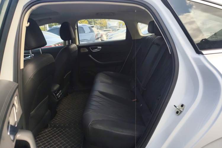 Used Roewe D7 2024 EV 510km Travel Edition Interior 4