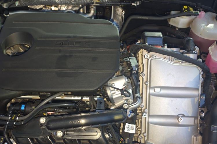 Used Roewe D7 2025 DMH 125km World Champion Edition Engine Bay