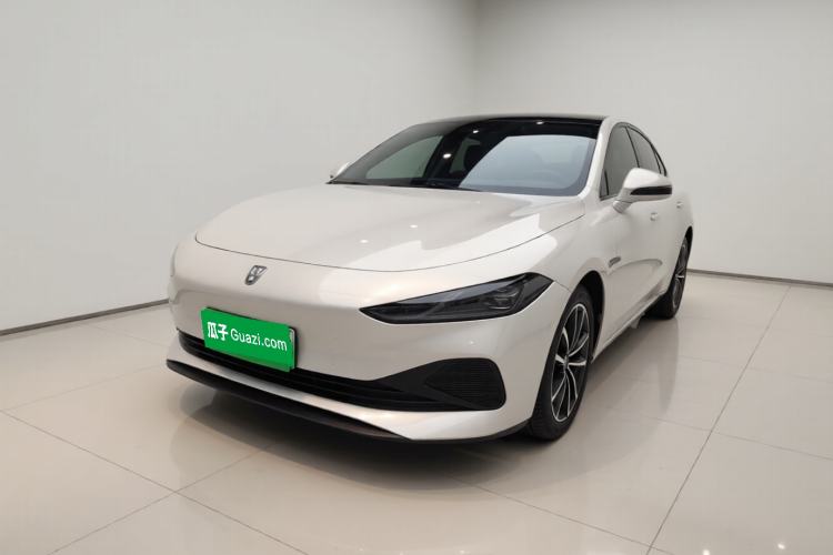 Roewe D7 2025 DMH 125km World Champion Edition