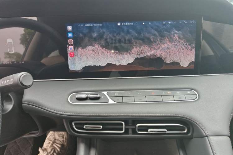 Used Roewe D7 2025 DMH 125km World Champion Edition Audio And AC Panel