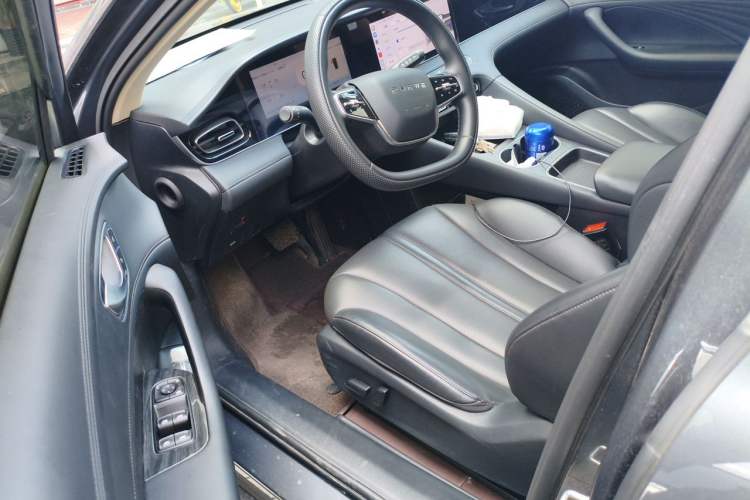 Used Roewe D7 2025 DMH 125km World Champion Edition Driver Seat