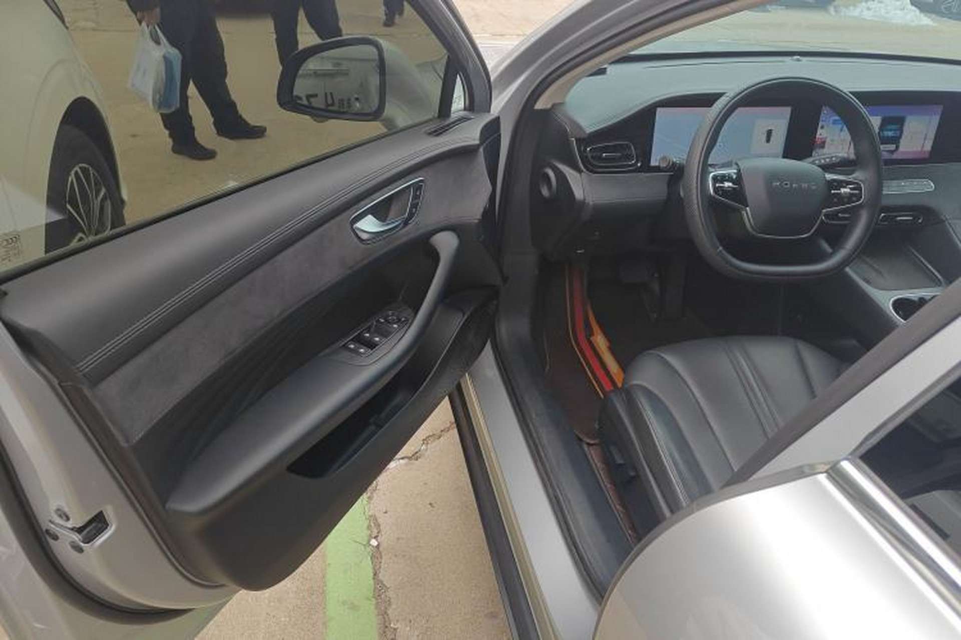 Used Roewe D7 2025 DMH 125km World Champion Excellence Edition Driver Seat
