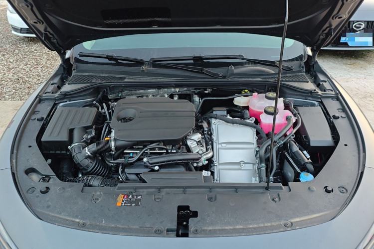 Used Roewe D7 2025 DMH 125km World Champion Excellence Edition Engine Bay