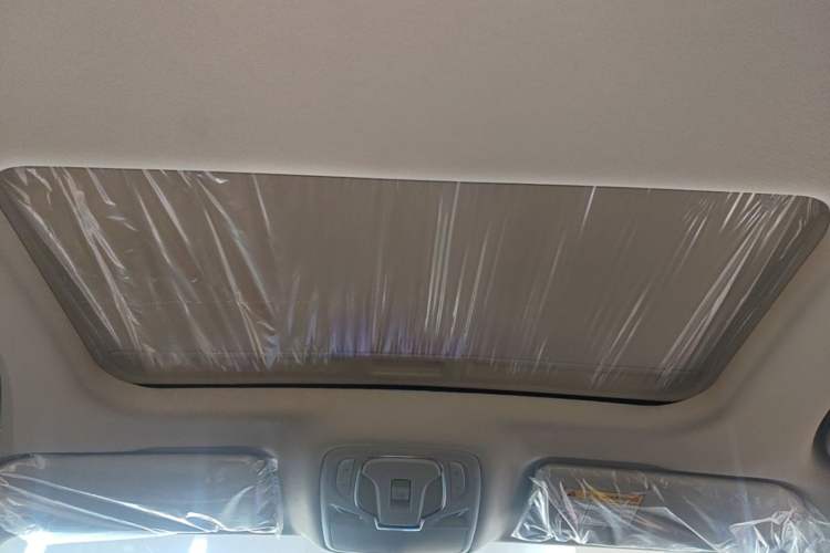 Used Roewe D7 2025 DMH 125km World Champion Edition Headliner