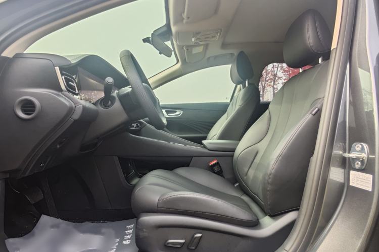 Used Roewe D7 2025 DMH 125km World Champion Excellence Edition Interior 2