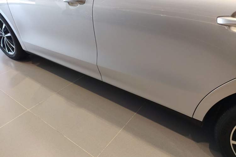 Used Roewe D7 2025 DMH 125km World Champion Edition Left Side Sill
