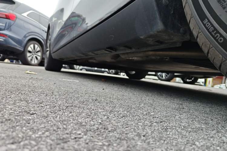 Used Roewe D7 2025 DMH 125km World Champion Edition Left Side Sill