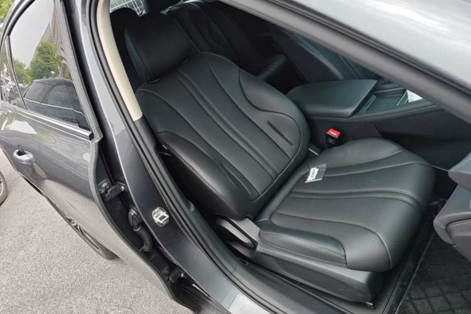 Used Roewe D7 2025 DMH 125km World Champion Edition Right Front Seat