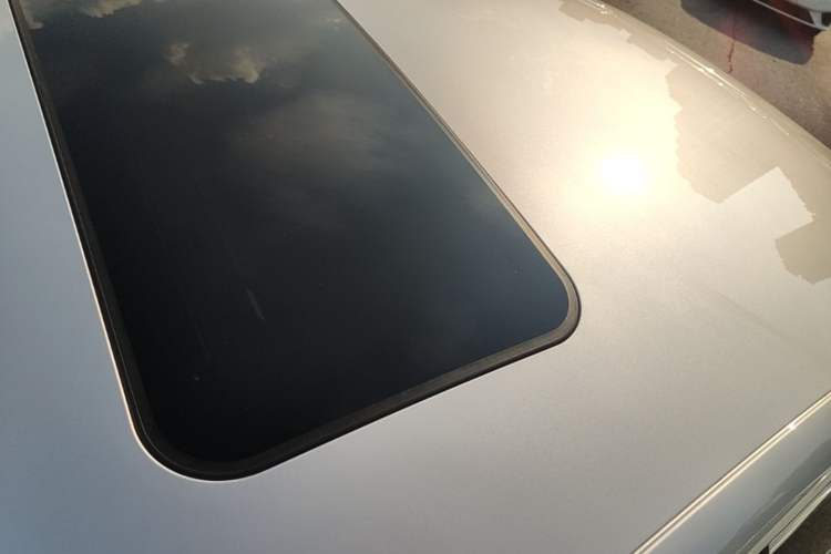 Used Roewe D7 2025 DMH 125km World Champion Edition Roof