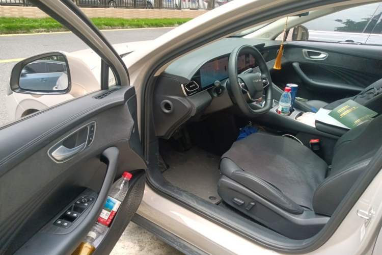 Used Roewe D7 2025 DMH 125km World Champion Excellence Edition Driver Seat