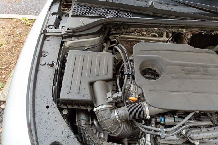 Used Roewe D7 2025 DMH 125km World Champion Edition Engine Bay Right