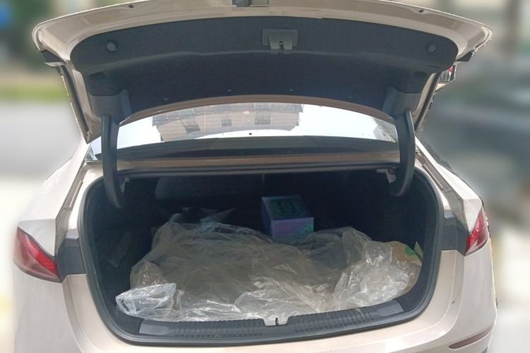 Used Roewe D7 2025 DMH 125km World Champion Excellence Edition Trunk