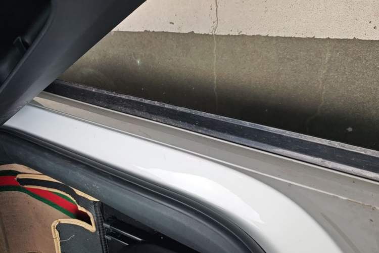 Used Roewe D7 2025 EV 510km Rear-Drive Navigation Edition Right Side Sill