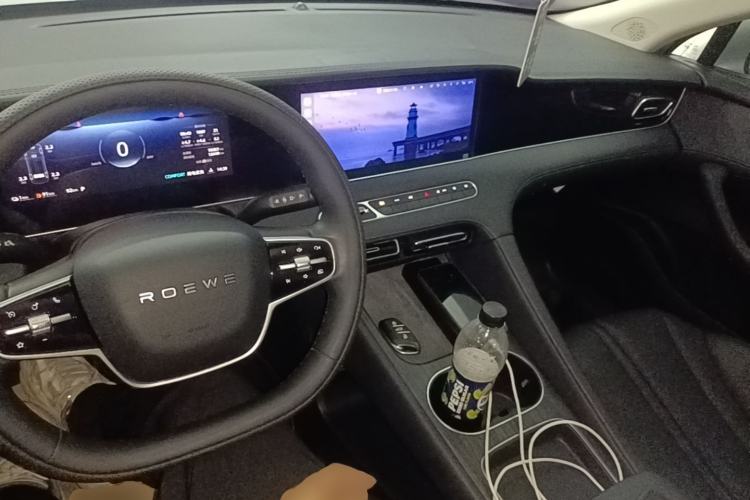 Used Roewe D7 2025 DMH 125km World Champion Edition Center Console