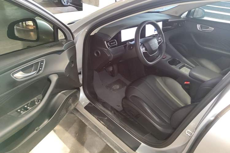 Used Roewe D7 2025 DMH 125km World Champion Edition Driver Seat