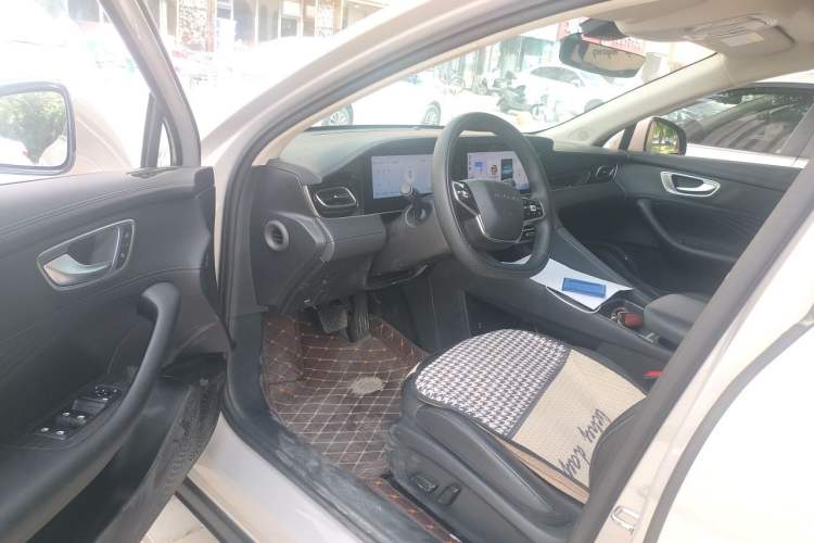 Used Roewe D7 2025 DMH 125km World Champion Edition Driver Seat