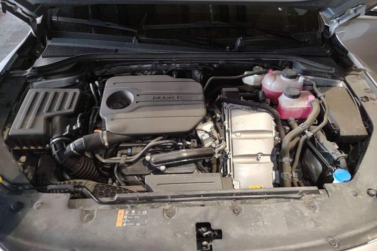 Used Roewe D7 2025 DMH 125km World Champion Edition Engine Bay
