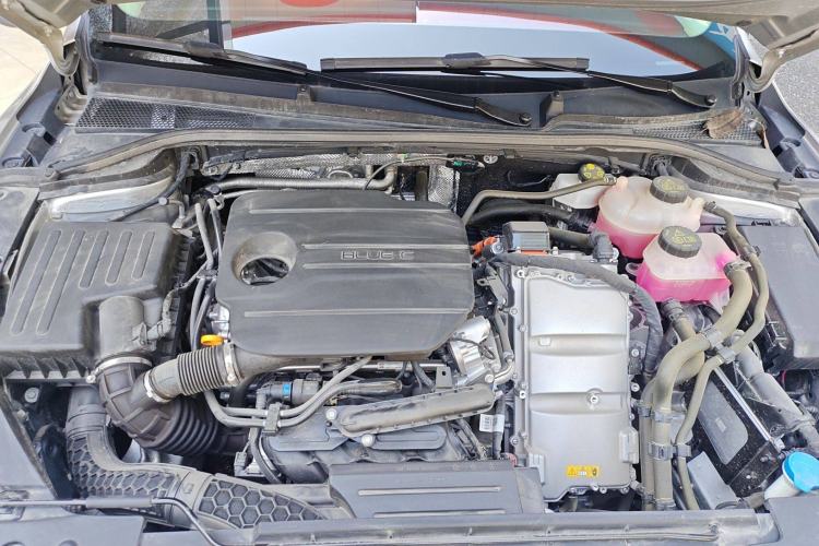 Used Roewe D7 2025 DMH 125km World Champion Edition Engine Bay
