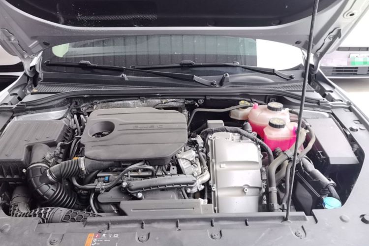 Used Roewe D7 2025 DMH 125km World Champion Edition Engine Bay